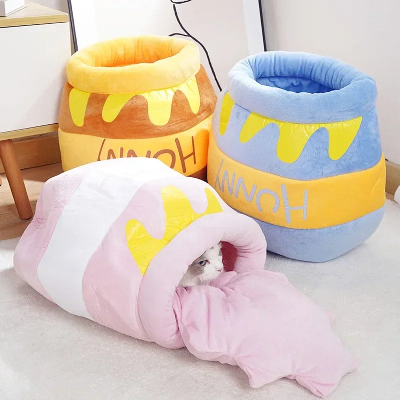 Comfy Honey Pot Pet Bed